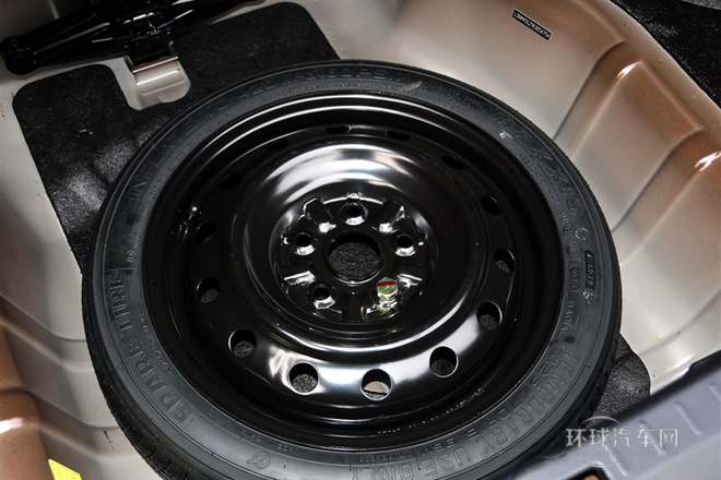 2014款 1.5L 手動豪華型