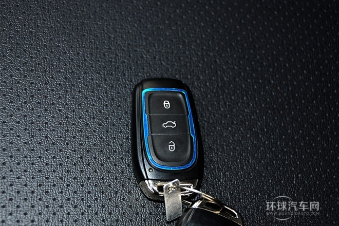 2014款 1.5L 手動豪華型