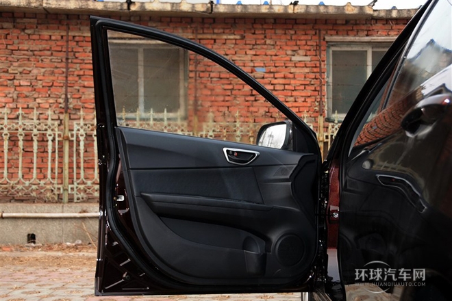 2014款 1.5L 手動豪華型