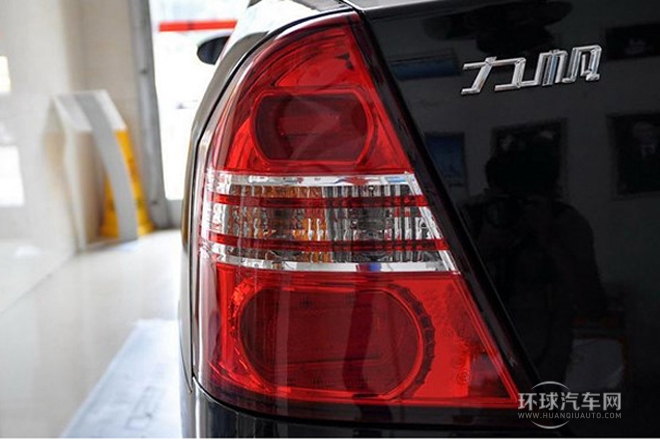 2012款 1.5L 手動(dòng)旗艦型CNG