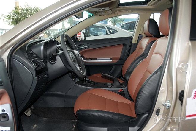 2014款 1.6L 自動尊貴型