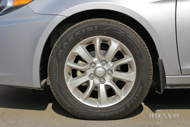 2014款 1.5L 手動舒適型