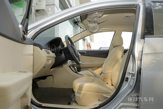 2014款 1.5L 手動(dòng)舒適型