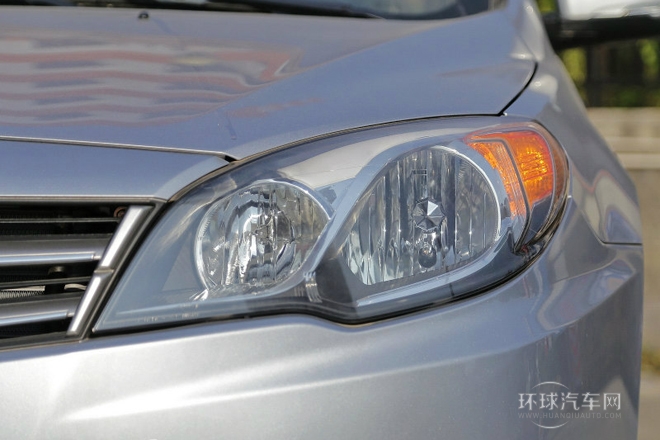 2014款 1.5L 手動舒適型