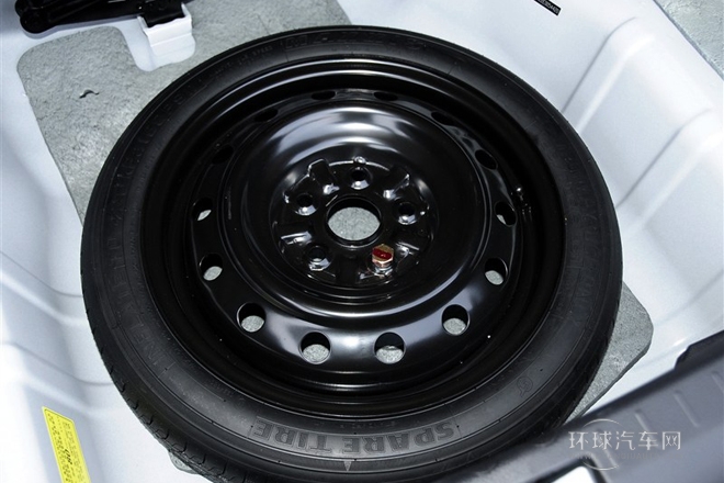 2014款 1.5L 手動(dòng)標(biāo)準(zhǔn)型