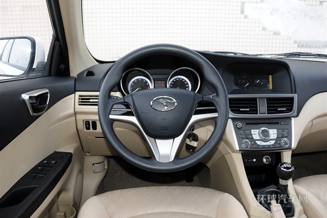 2014款 1.5L 手動標準型