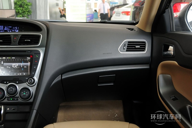 2014款 1.6L 手動時尚型