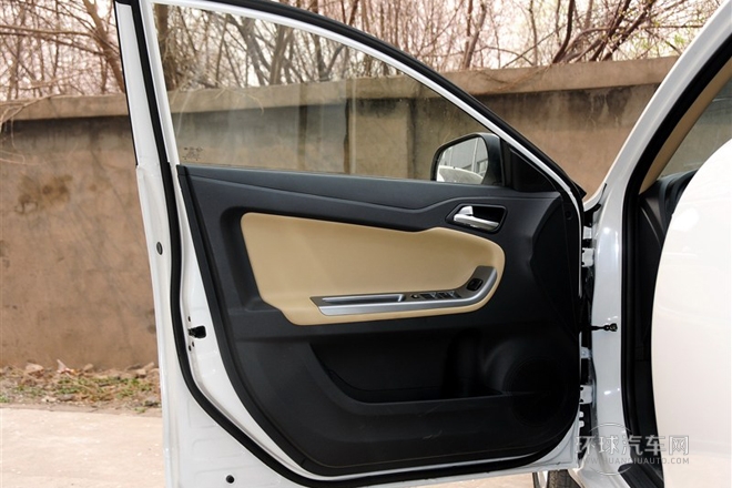 2014款 1.6L 手動舒適型