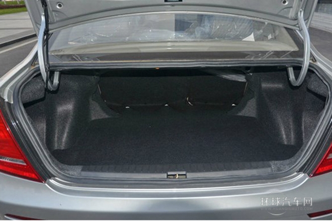 2014款 1.5L 手動舒適A型