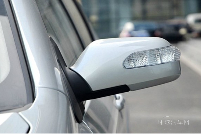 2014款 1.5L 手動舒適A型