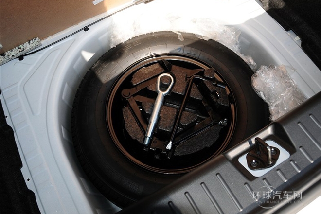 2014款 1.3L 手動舒適版