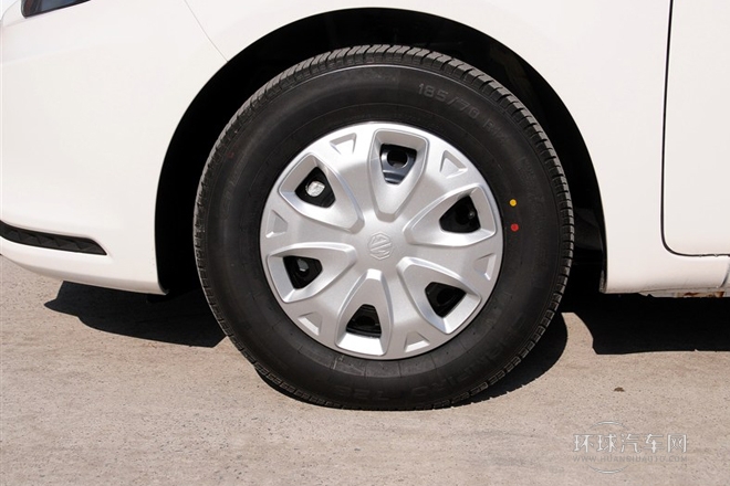 2014款 1.3L 手動(dòng)舒適版