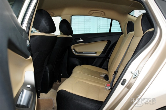 2014款 1.6L 手動(dòng)精英型