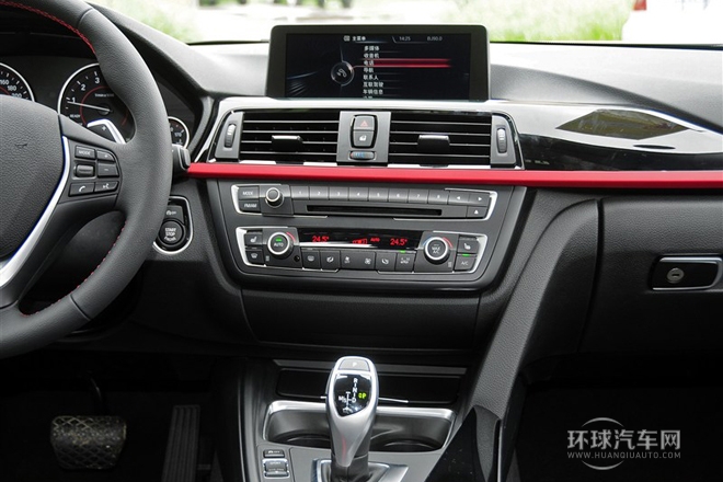2014款 328i xDrive運(yùn)動設(shè)計套裝
