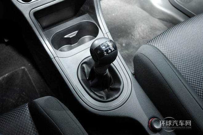 2014款 1.3L 手動舒適版