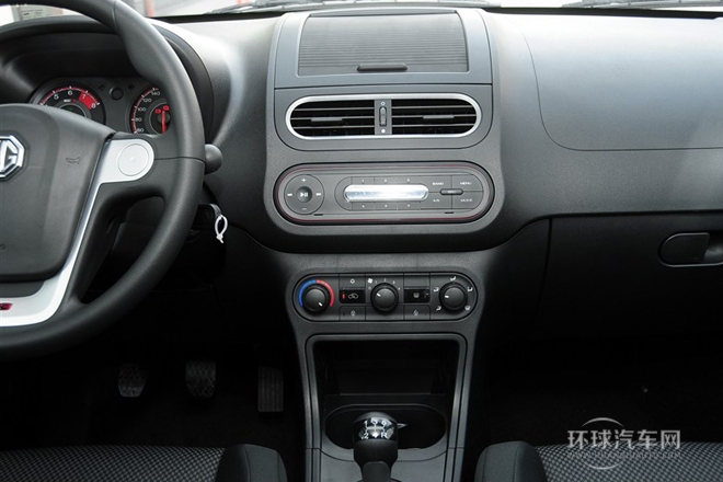 2014款 1.3L 手動(dòng)舒適版