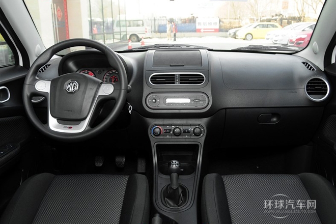 2014款 1.3L 手動舒適版