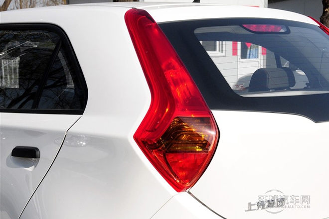 2014款 1.3L 手動舒適版