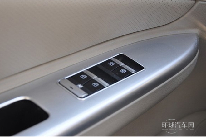 2014款 1.5L 手動舒適B型VVT