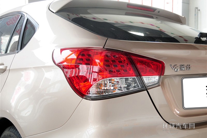 2014款 1.5L 手動豪華女性版