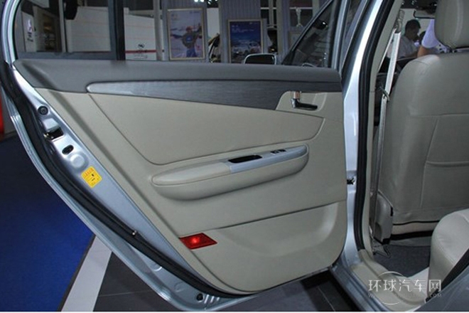 2014款 1.5L 手動旗艦型VVT