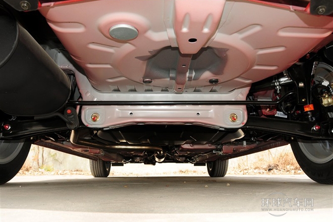 2013款 1.5L CVT豪華女性版