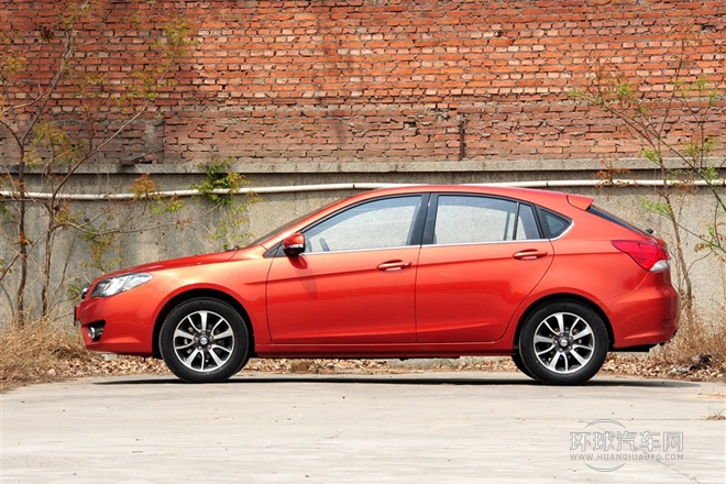 2013款 1.5L CVT豪華女性版