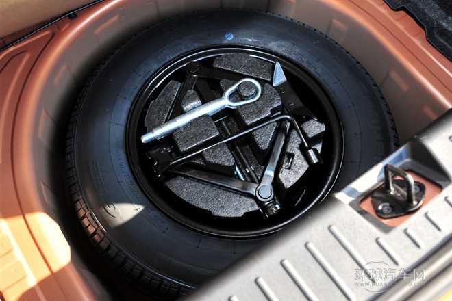 2014款 1.5L 自動豪華版