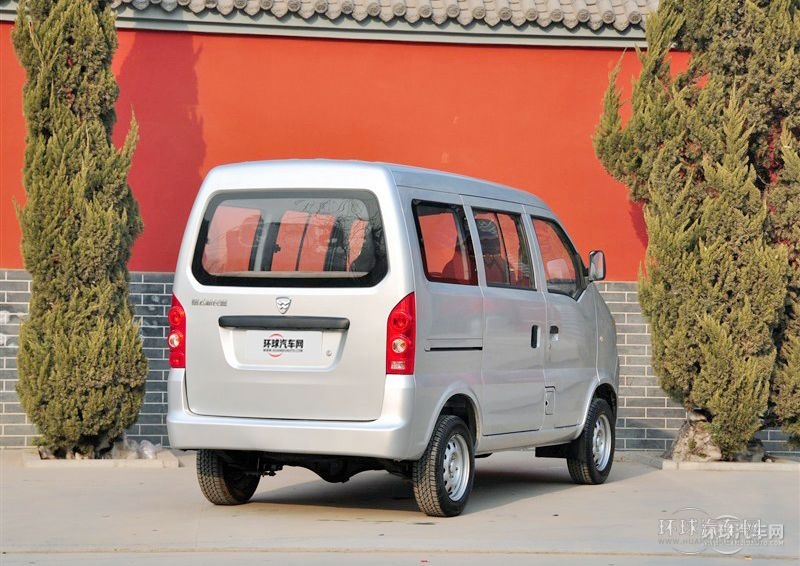 2012款 1.0L基本型DA465QA