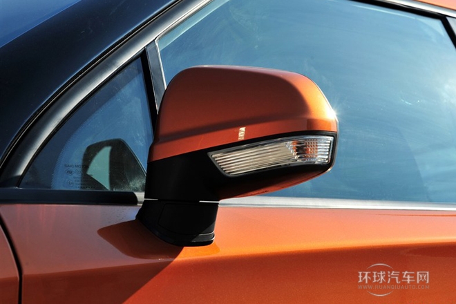 2014款 1.5L 自動(dòng)豪華版