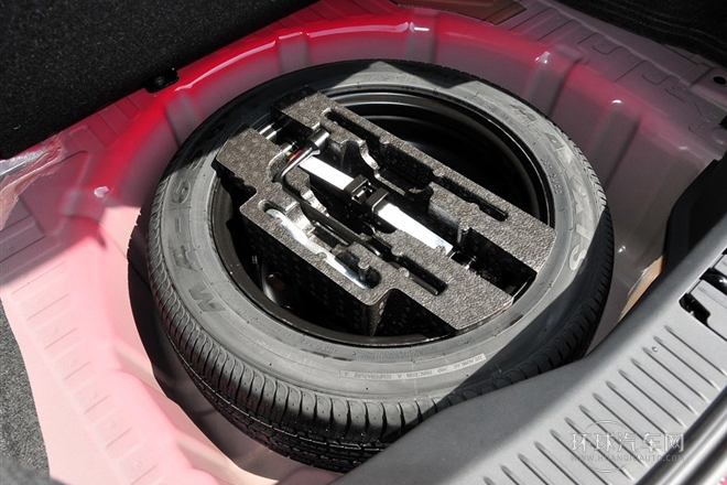 2012款 1.5L 手動豪華版