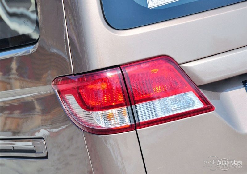 2013款 1.3L豪華型M13R