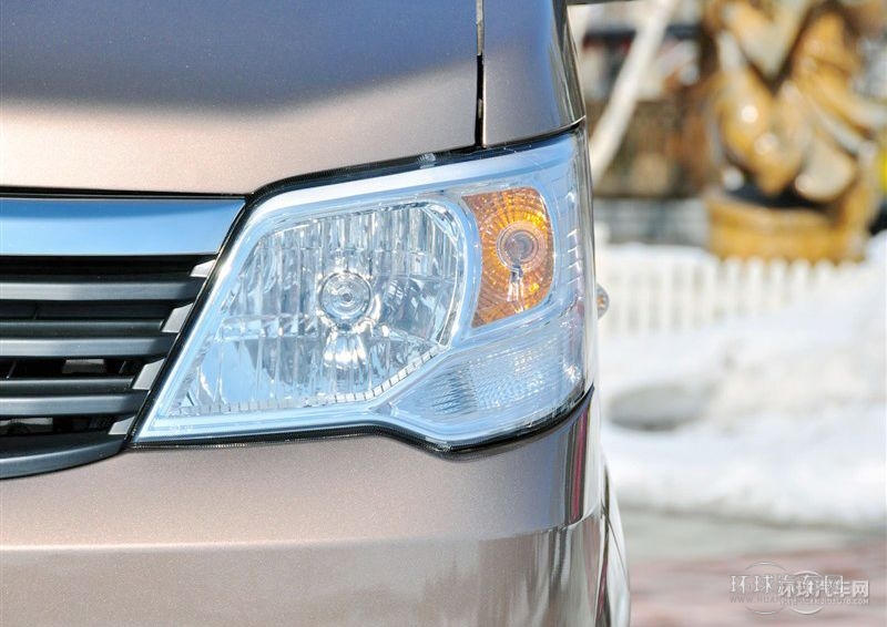 2013款 1.3L豪華型M13R