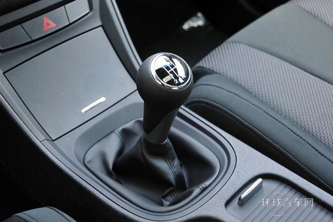 2012款 1.5L 手動豪華版