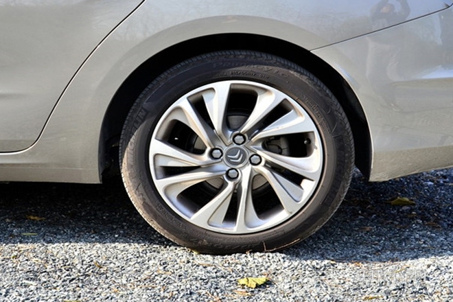 2013款 1.6THP 自動勁享版