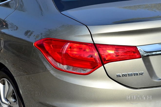 2013款 1.6THP 自動勁享版