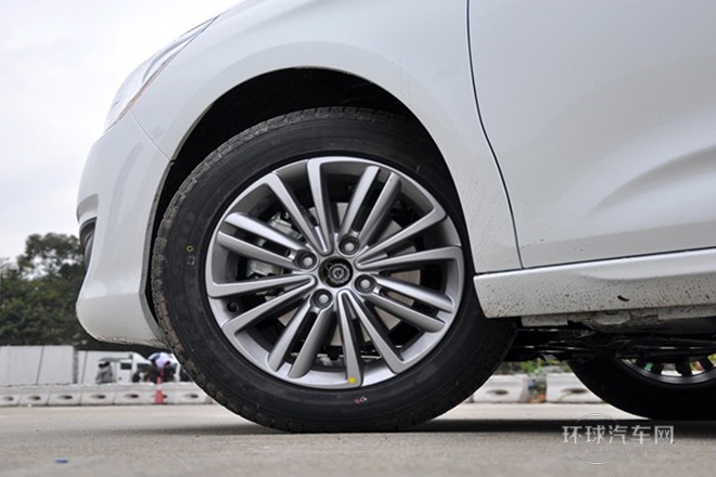 2013款 1.6L 手動勁享版