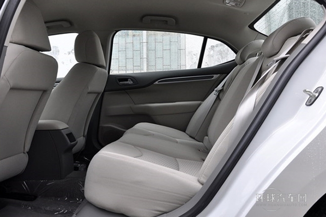 2013款 1.6L 手動勁享版