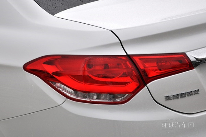 2013款 1.6L 手動勁享版