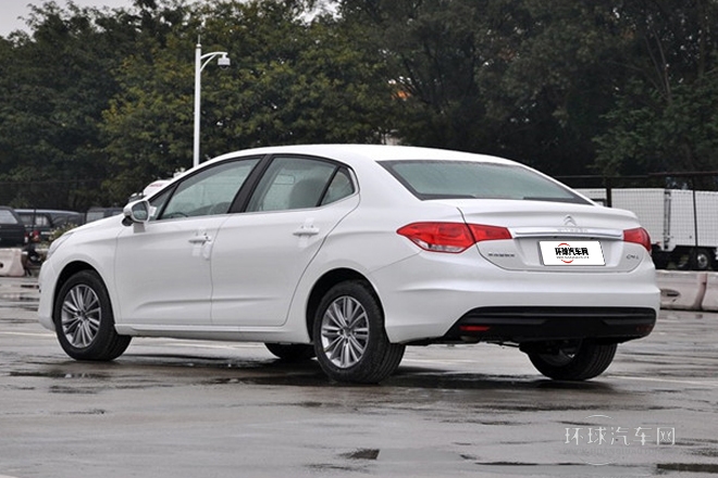 2013款 1.6L 手動(dòng)勁享版