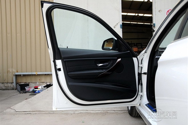 2014款 328Li 豪華設(shè)計(jì)套裝