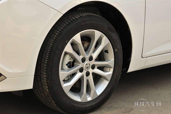 2014款 1.5T 手動豪華型