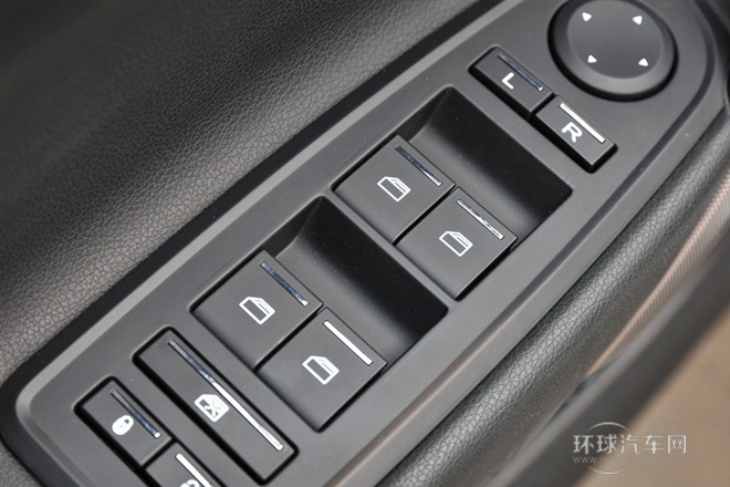 2014款 1.5T 手動豪華型