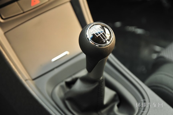 2014款 1.5T 手動(dòng)豪華型