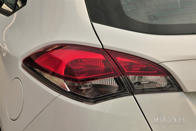 2014款 1.5T 手動豪華型