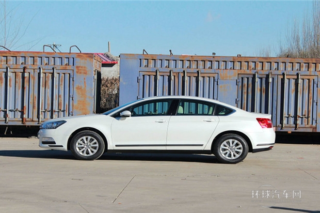 2013款 2.0L 手動(dòng)舒適型