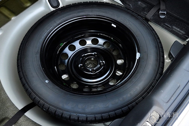 2013款 2.0L 自動(dòng)尊享型