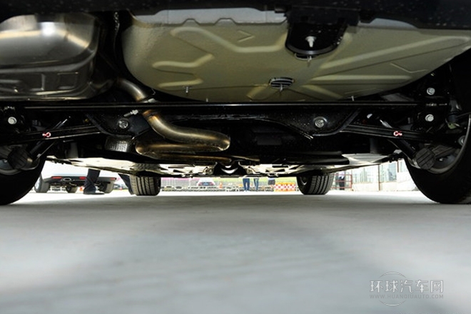 2013款 2.0L 自動尊享型