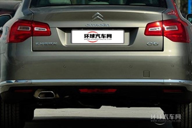 2013款 2.0L 自動尊享型