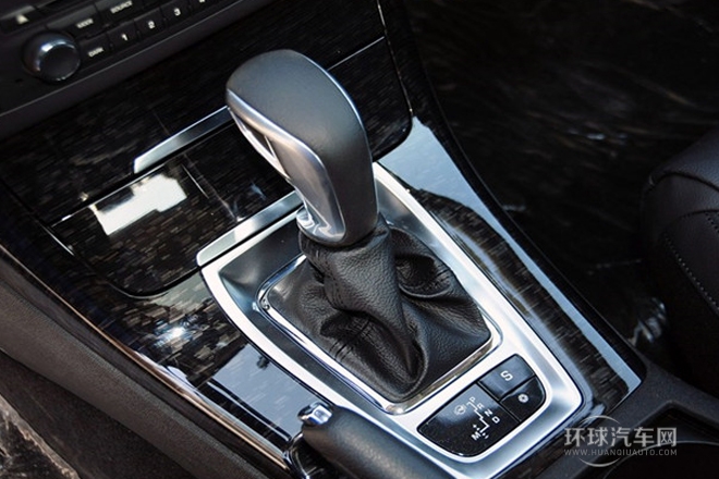 2013款 2.3L 自動(dòng)尊馭型